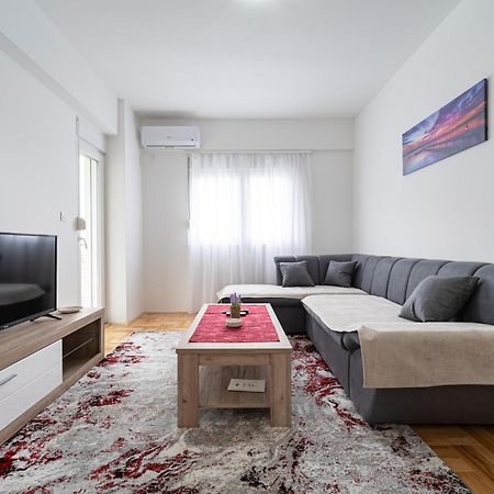 Tuski Put Apartman Apartment พอดโกริกา ภายนอก รูปภาพ