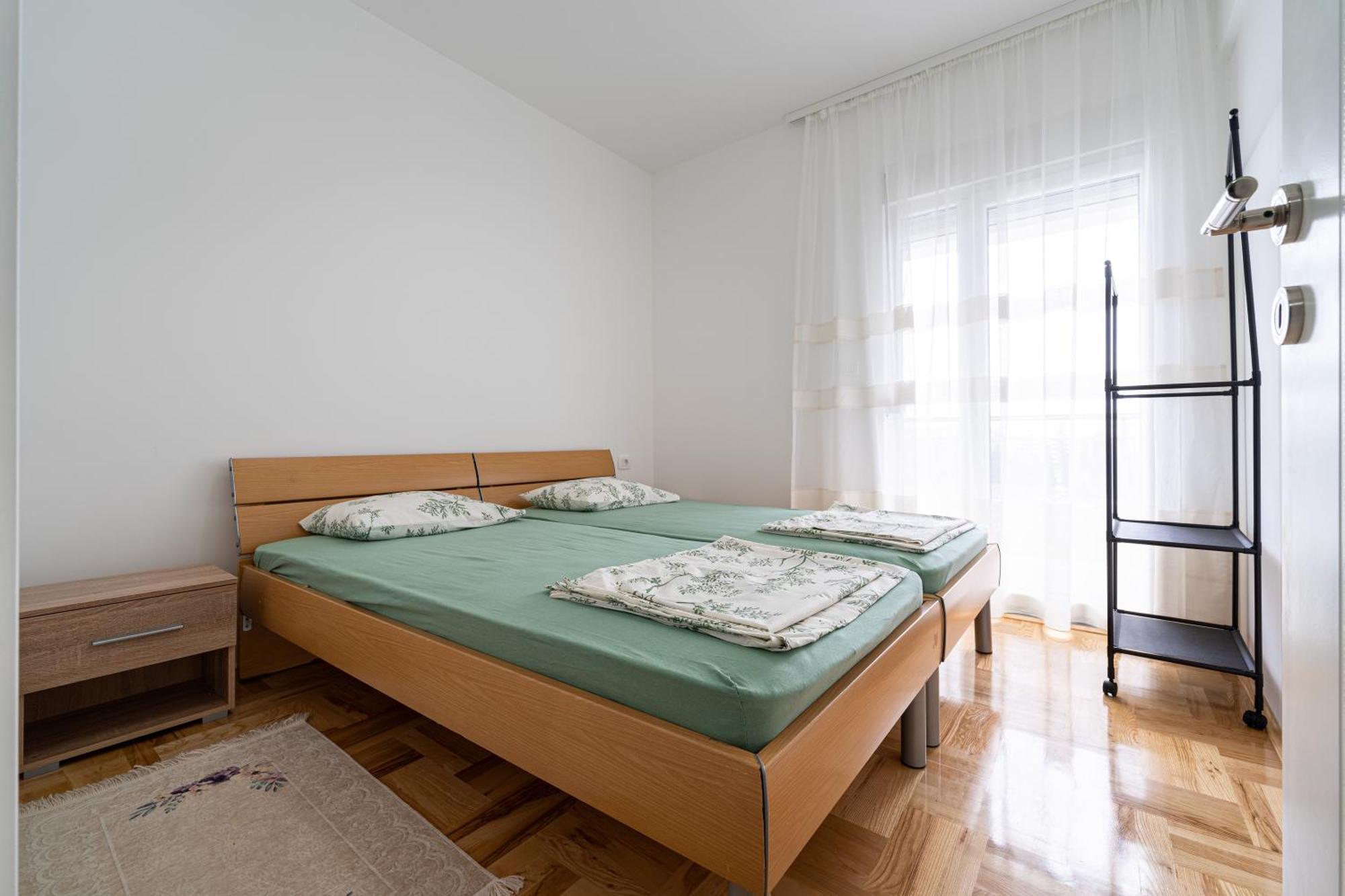 Tuski Put Apartman Apartment พอดโกริกา ภายนอก รูปภาพ